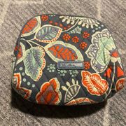 Vera Bradley makeup bag 8x8 multicolor great condition