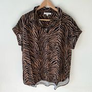 Rose + Olive L Womens Brown Black Zebra Print Short Sleeve Button Down Shirt
