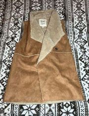 Dylan True grit faux Suede vest