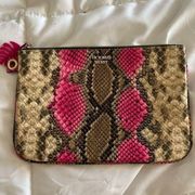 • VICTORIAS SECRET • wallet/wristlet