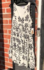 Sincerely Jules Black & White Leaf Printed Tiered Dress S