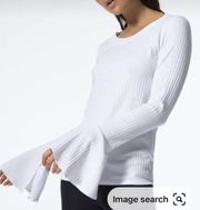 Carbon38 London ribbed bell sleeve top size medium