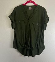 EUC No Boundaries Green Button Down Front Tie Cuff Shirt Top sz XL