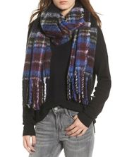 💕NORDSTROM B.P.💕 Plaid Bouclé Fringe Scarf