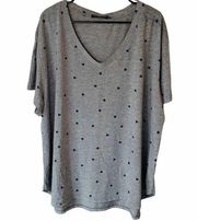 Kim & Cami Grey heart V-neck top