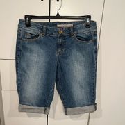DKNY jeans denim shorts‎ . Size 12