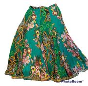 Soft surroundings full skirt medium lined with gold ribbon along bottom. Flounce