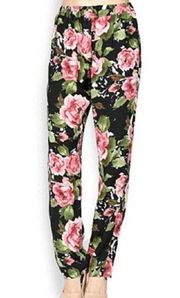 Active U.S.A Rose Harem Pants Size Small