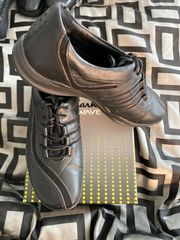 Women’s Clark Wave Wheel Black Leather Shoes