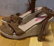 Brown wedges