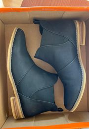 Chelsea Boot