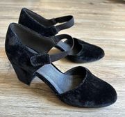 Eileen Fisher Malta Black Velvet Velour Mary Janes Heels Pumps Women’s Size 10