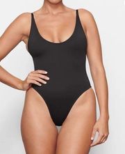 Skims Signature Scoopneck One Piece Swimsuit Onyx Black SIZE XL NWT