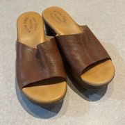 KORK EASE Brown Greer Wedge Slides