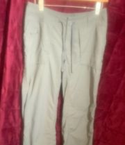 NORTH face women’s size 4 gray pants and waist 30 inches inseam 30 inches