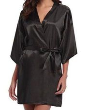 Victoria Secret kimono robe. OS