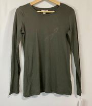 Women’s Casual Long Sleeve Tee Shirt Grey Beluga Size Small NWT FLAW