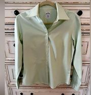 Brooks Brothers 346 Women’s Mint Green Fitted Non‎ Iron Blouse Size 6