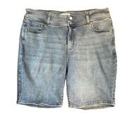 Lane Bryant Women Jean Shorts Light Wash Longer Length Size 18 Blue Denim Staple