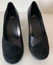 Dansko chunky slip on heels.  EU 39 black leather and suede