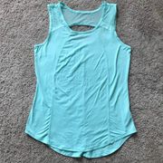 Gaiam women’s small sleeveless athletic top