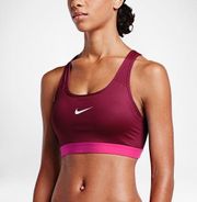 sports bra