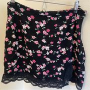 LA Hearts Black Floral Lace Trim Mini Skirt