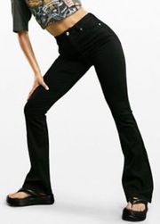 High Rise Flare Jeans -Clean Black