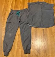 FIGS SCRUBS Graphite Rafaela Oversized Scrub Top & Zamora Jogger Pants Set Small