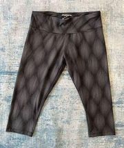 Marika Tek Gray Diamond Patterned Crop Leggings M