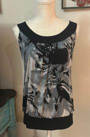 size women’s large sleeveless, black and gray blouse