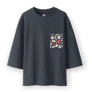 Uniqlo  Love & Mickey Mouse Graphic Tee