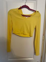 yellow long sleeve crop top 