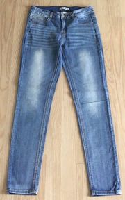 Size 2 Medium Wash Mid-rise Jeans