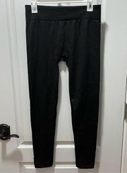 NWT Black Hue Size L/XL Leggings