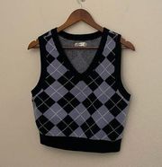 Hollister Geometric Argyle Plaid V-Neck Cropped Sleeveless Sweater Vest Size XL