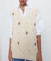 Zara Flower Knitted Vest Ivory Chunky Pom Pom Embroidered Tunic