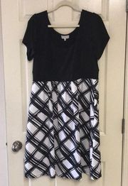 Maurices dress black and white size 16