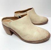 Frye Mules Womens Size 9.5B White Leather Antique Style Block Heel Slip On Shoes