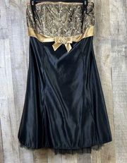 Jessica McClintock for Gunne Sax Size 13/14 Sleeveless Prom Black & Gold…
