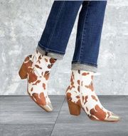 28 NWOT Dakota Cow Print Western Ankle Boot
BEAST FASHION size 8