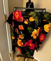 NY Collection floral pencil skirt, size 24 Midi length