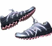 K Swiss pink tennis shoes