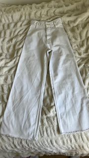 White  Marine Straight Jeans Size U.S. 2
