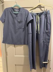 Scrubs Set