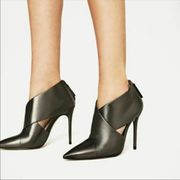 Zara Wrap Around Leather Heel Ankle Boots Womens Size 39 (US 8)