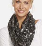 Fabletics Infinity Scarf