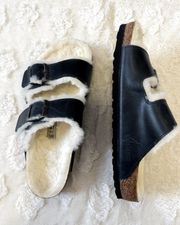 navy blue shearling sandals 