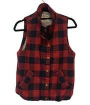 Dylan Women's Faux Fur Lined Plaid Vest Size Small Red Black