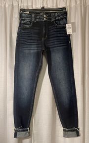 KanCan Signature Kurvy Ultra High Rise Ankle Skinny Regular Size 27